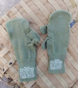 US ARMY / USMC Trigger Finger Mitten Inserts / New Old Stock Condition - Picture 1 of 4