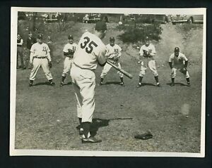 Boston Braves players enjoy a game of pepper circa 1940 's Press Original Photo 