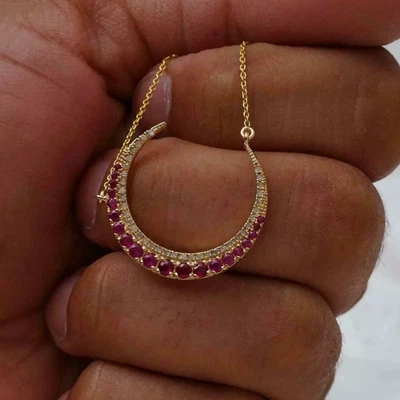 Colgante Luna Creado en Laboratorio Rubí Corte Redondo 1.80Ct Chapado en Oro Rosa 14K Cadena Gratis Foto 1 de 2