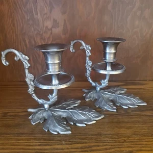 Vintage Kerzenständer aus Zinn, verziertes Blatt und filagranes Motiv, Made in India. - Bild 1 von 8