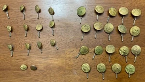 RARE 1920s West Point US Military Academy USMA Cadet Buttons & Clips Lot of 33 - Picture 1 of 10