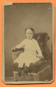 CDV Retrato de una niña, identificación, alrededor de la década de 1880 - Imagen 1 de 3
