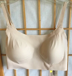 Hanes Bra Women's Ultimate Ultra Light Cool Comfort Removable Cups NWT - Picture 1 of 6