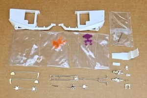 MPC 1/25 MILCHTRIKE HACKERKÖRPER, CHASSIS, INNENRAUM UND VERWANDTE TEILE - Bild 1 von 3