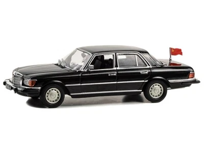 Mercedes-Benz 450 Sel 1977 (W116) Black Rocky IV 1/43 diecast Greenlight 86640 Foto 1 de 3