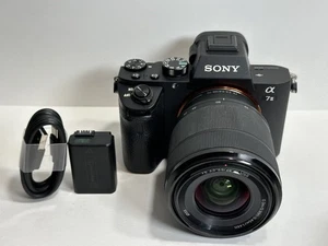Cámara digital Sony Alpha a7 II sin espejo con lente FE 28-70 mm f/3,5-5,6 OSS - Imagen 1 de 7