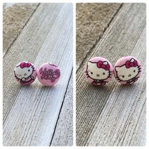 Hello Kitty Stud earrings - Picture 1 of 10
