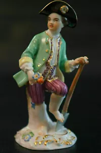 Antigua estatuilla de porcelana Meissen niño jardinero con pala Alemania. - Imagen 1 de 10