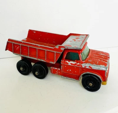 Vintage 1968 Matchbox England by Lesney Dumper Truck No. 48 Red Farm Dump Bed - Image 1 of 4