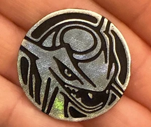 Rayquaza Mini Moneta Argento Arcobaleno Glitter 2005 Jet Stream Tema Deck Trainer Kit - Foto 1 di 3