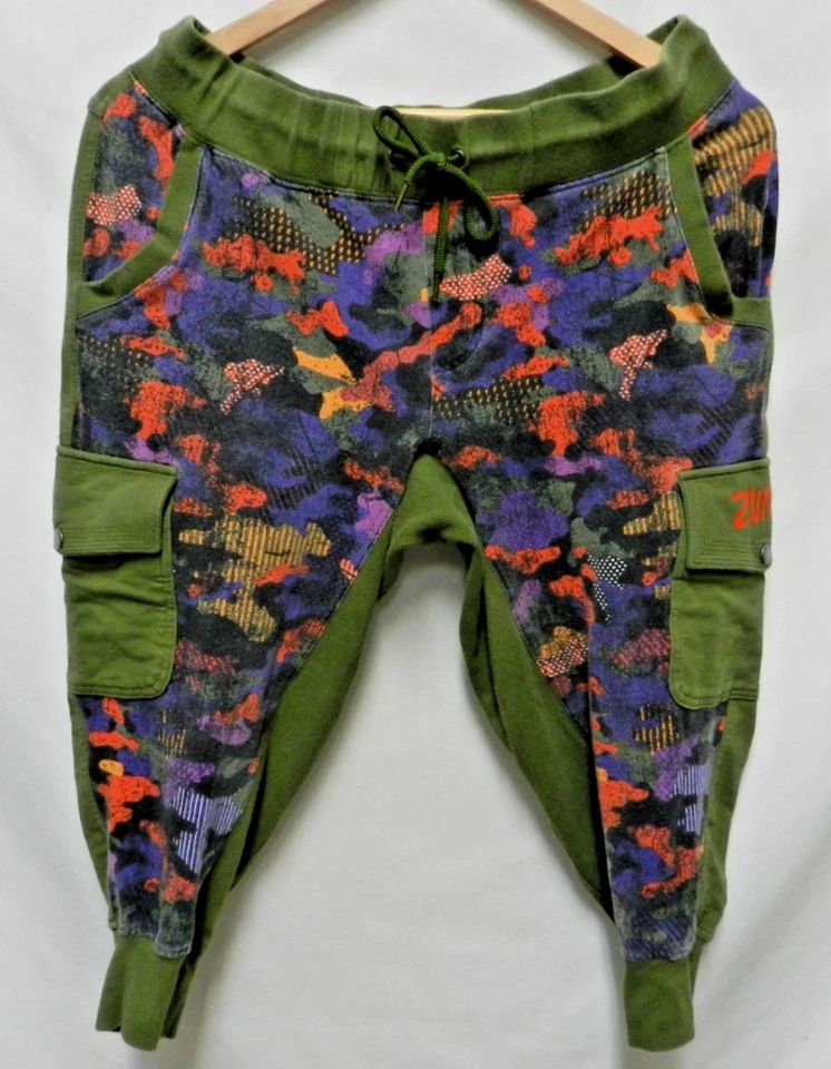 Pantalones de punto recortados Zumba Camuflados Bolsillos Camuflados Oliva Atletismo Talla Mediana Md M Foto 1 de 4