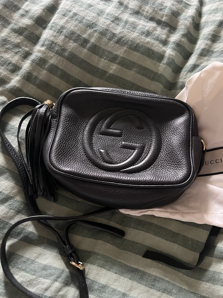 Authentic Gucci Soho Disco Black Pebbled Leather Crossbody Shoulder Bag - Image 1 of 4