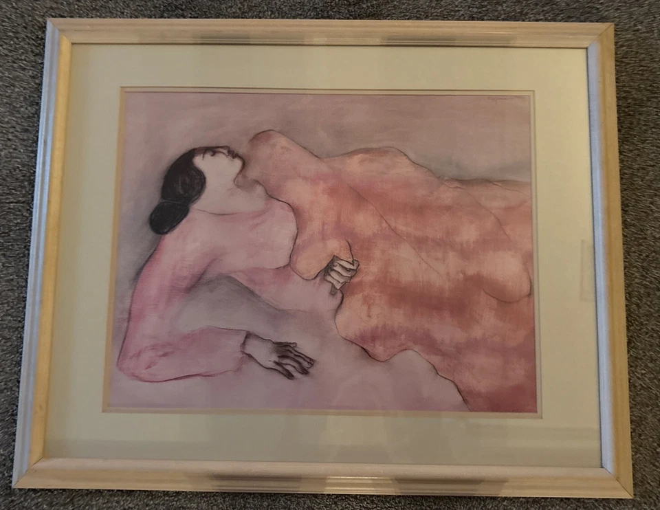 Enmarcado y firmado R.C. Litografía Gorman de mujer reclinada. 30x25 Foto 1 de 4