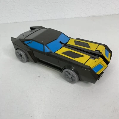 Transformers Robots In Disguise Bumblebee Hasbro Hyper Change  3 Step  2015 - Image 1 of 4