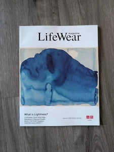 Uniqlo LifeWear Magazine Issue: 10 2024 Spring/Summer - Foto 1 di 4