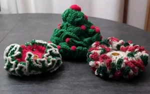 Vintage Crocheted Christmas Tree And Candle Holders - Picture 1 of 3