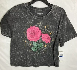 Juniors Rebellious One Rose Graphic Crewneck T-Shirt XL Black  - Picture 1 of 14