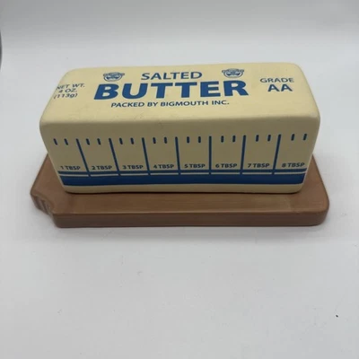 Mesa de cocina Bigmouth Inc. en forma de palo de mantequilla de cerámica con forma de palo de mantequilla salada Foto 1 de 4