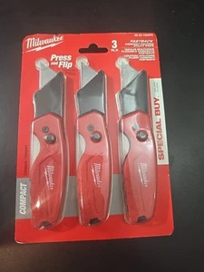 Milwaukee FASTBACK Compact Folding Utility Knives - 3 Pack - Model 48-22-1500PA - Picture 1 of 3