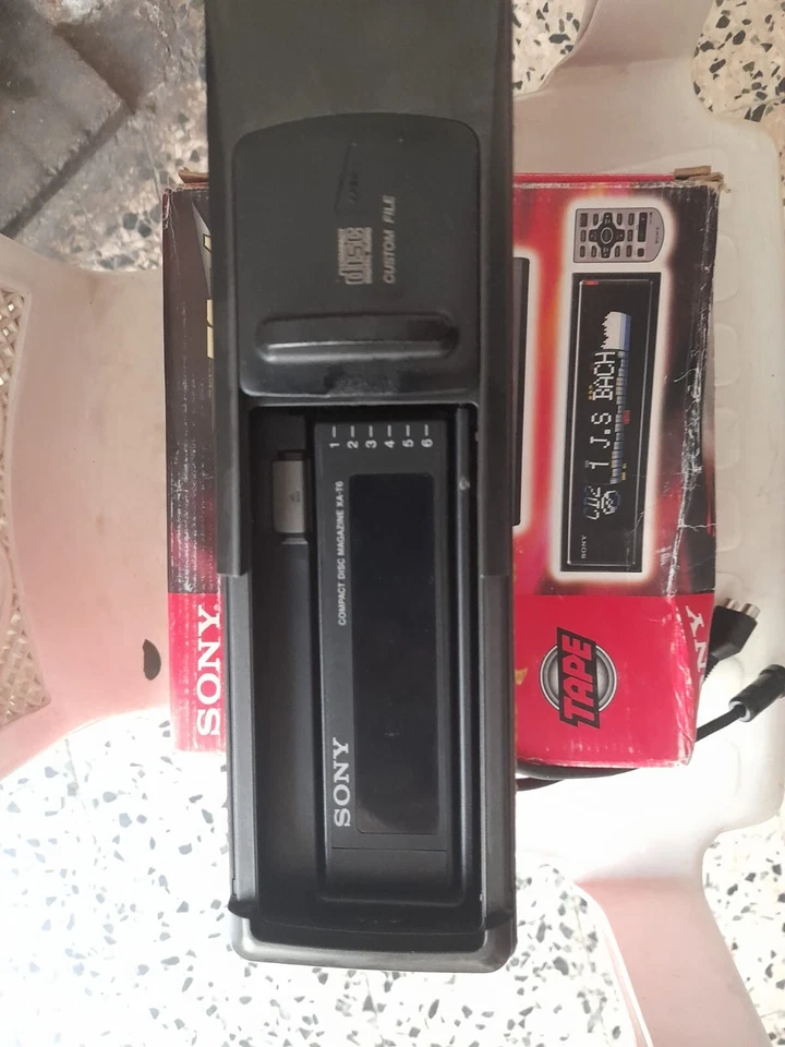 Caricatore CD Sony Compact Disc XA-T6 - Immagine 1 di 1