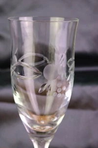 Mikasa Crystal SPLENDOR 8 " Iced Tea Glass Swirl Fruit Cuts on Bowl Multisided - Picture 1 of 8