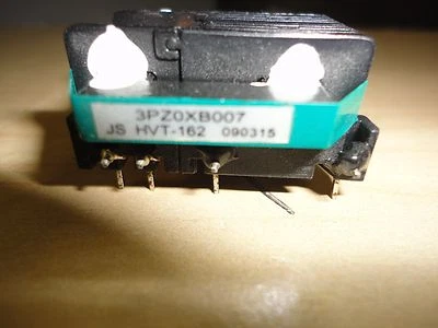SYLVANIA INVERTER TRANSFORMER 3PZ0XB007 USED IN VARIOUS INVERTER BOARDS - Image 1 of 4