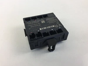 W1176 MERCEDES BENZ ECU Control Module Unit A1669005304 - Picture 1 of 4