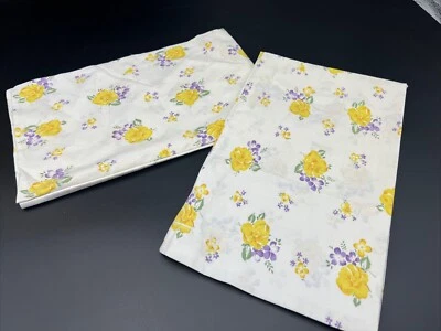 Vintage 70s 80s Pair Of Pillowcases Covers  Campervan Retro Country Flowers - Image 1 of 4