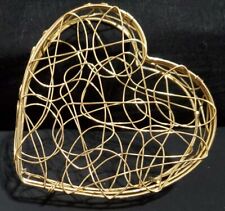 Heart Shaped Basket Woven Thin Metal Wire Hinged Lid Open Valentines Day Love 