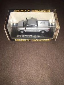 Toyota Tundra 2007 Modell 3000 Silber 3000 Stück Limited Edition OVP - Bild 1 von 9