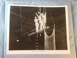 Vtg  B&W Press Photo Photograph Flying Armors Flying Trapeze Circus Performers - Picture 1 of 2