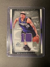 2004-05 SP Game Used #85 Mike Bibby Game Used Jersey Sacramento Kings