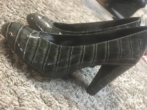 MARC BY Marc Jacobs Green patent leather crocodile style shoes heels Size 37.5 - Picture 1 of 9