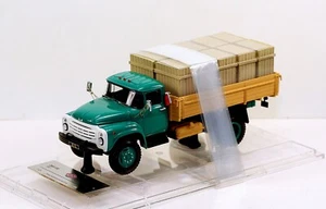 1/43 DIP MODELS 113018 ZIL 130 AutoExport 1983 flatbed truck load USSR CCCP NIB - Picture 1 of 6