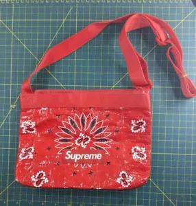 Supreme Bandana Tarp Red White And Black Side Bag One Size SS21 - Picture 1 of 2