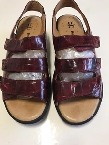 HUSH PUPPIES BURGANDY COLOR PATENT SANDALS SIZE 6 - Picture 1 of 4