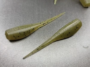 (24) 2" SLAB HUNTER "Southern Moss" GRUB JIG CRAPPIE PANFISH STINGER BABY SHAD - Picture 1 of 3