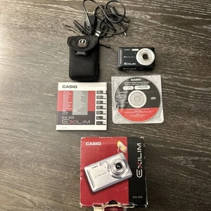 Casio Exilim Ex.z9 8.1mp Digitalkamera Bundle schwarz getestet mit Box - Bild 1 von 10