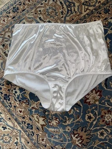NEW VINTAGE PLATINUM LINGERIE GRANNY PANTIES SILKY NYLON HIGH WAIST WHITE 2X - Picture 1 of 4