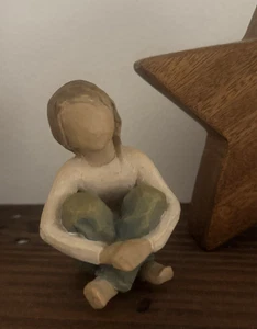 Willow Tree Spirited Child Susan Lordi Demdaco Figurine- Child Sitting EUC - Picture 1 of 7