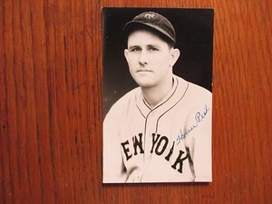 HOMER   PEEL  Giants  Signed Black & White  Rowe  Postcard (Died-1997)
