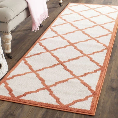 Safavieh Amherst BEIGE / ORANGE 2'-3" X 7' Runner - AMT421F-27 - Image 1 of 3