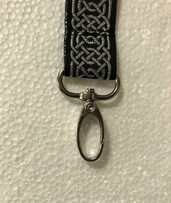 Cordón de cinta de diseño celta ~Hecho por veteranos~ Foto 1 de 4