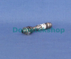 Balluf BES516-3005-E5-C-S49 Proximity Switch - Picture 1 of 3
