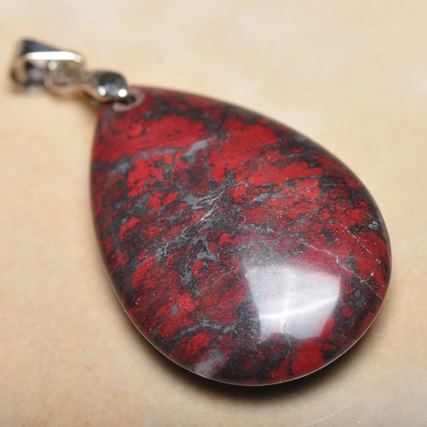 Colgante Extremadamente Rojo Piedra de Sangre Natural Jaspe 925 18K WG Cierre 1.5" #P12696 Foto 1 de 1