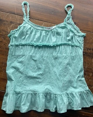 Camisa Top Funky People XL Correa Espagueti Verde Menta Ojales Floral Volantes Foto 1 de 4