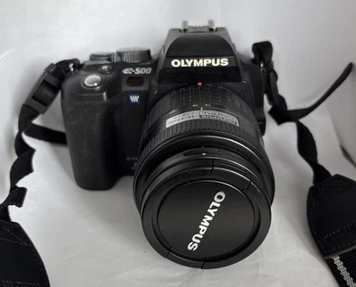 Câmera Digital SLR Olympus E-500 8.0MP com Lente 14-45mm f/3.5-5.6 - Imagem 1 de 4