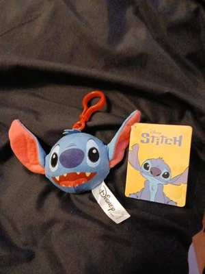 Stitch Disney Anhänger aus Plusch Schlüsselanhänger Zustand Neu mit Edikät - Bild 1 von 4