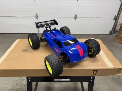 1/8 Th Scale Ofna Truggy  - Image 1 of 4