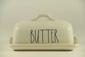 RAE DUNN ARTISAN COLLECTION by MAGENTA WHITE CERAMIC BUTTER DISH & COVER 185 - Picture 1 of 3